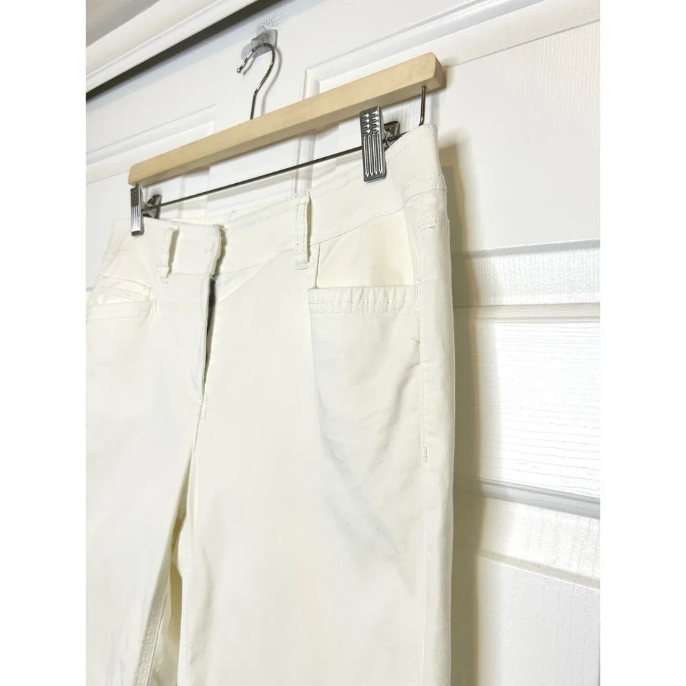 White House Black Market Capri Pants 6 Embroidered Hem